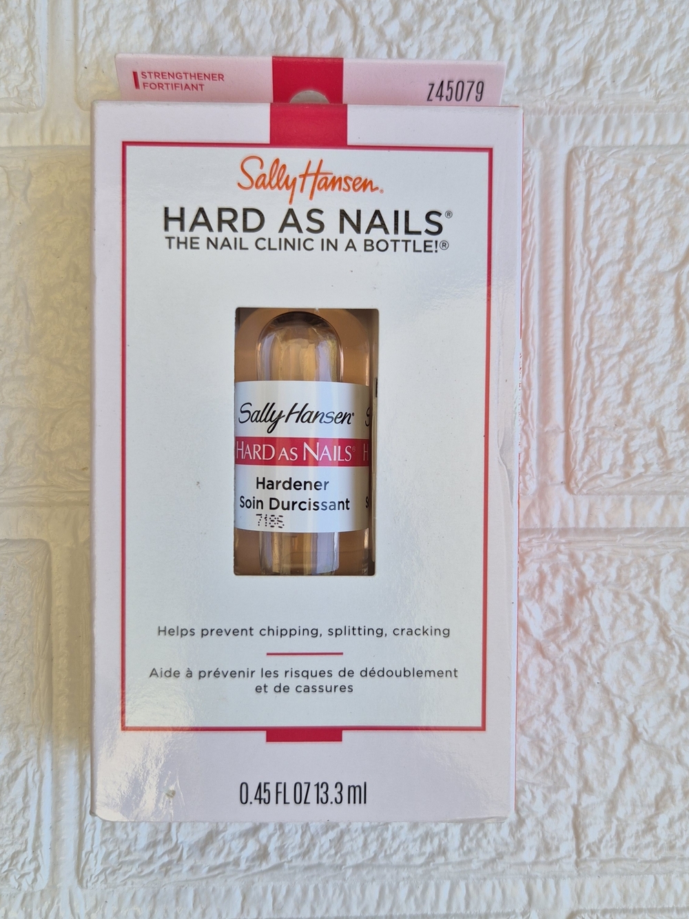 Sally Hansen Hard As Nails Nail Hardener - Pink & White Packaging